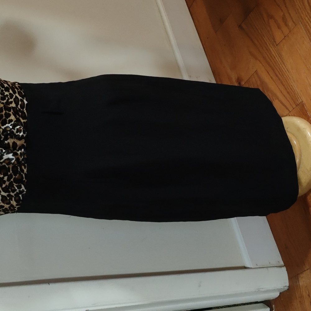 šLeopard Black Ruffle Dress - Picture 3 of 11